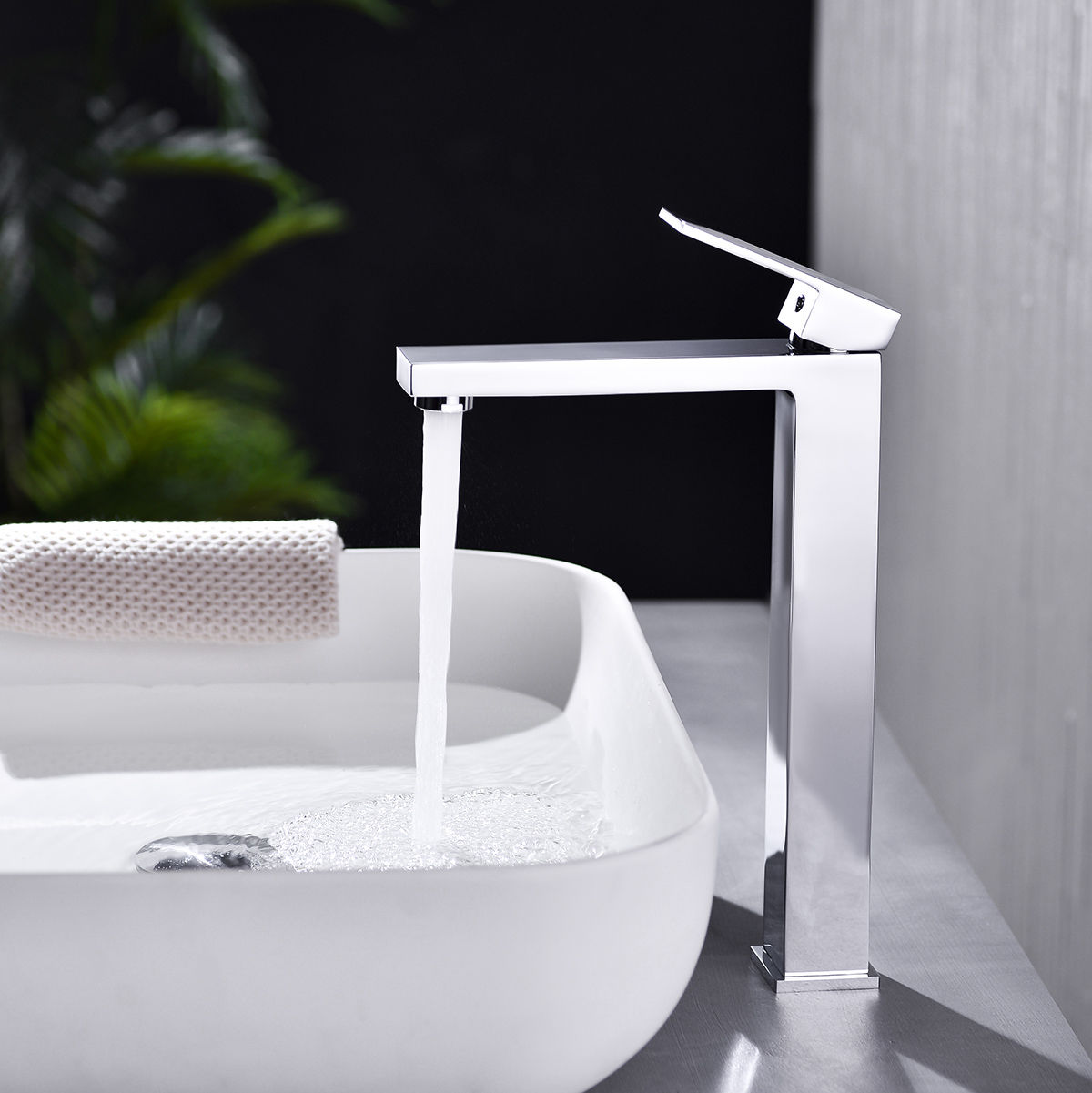 Sleek Square-Design Chrome Bathroom Basin Faucet for Vanity - 图片 7