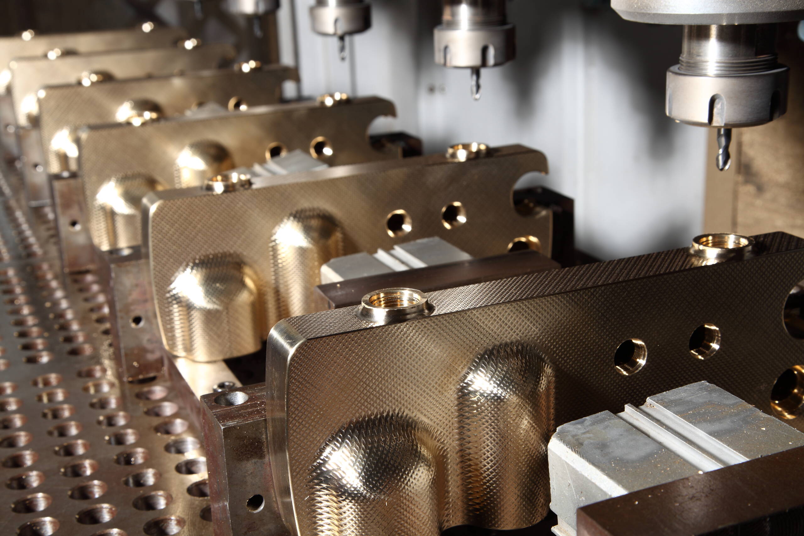 Multi-station CNC Precision Machining