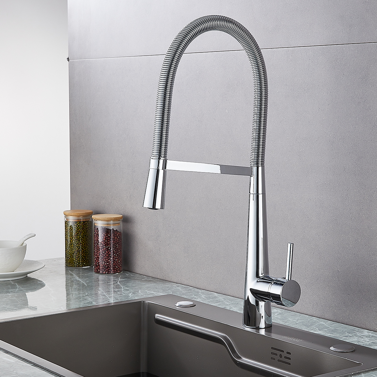 Chrome Spring Pull Down Sink Faucet with Flexible Hose - 图片 3