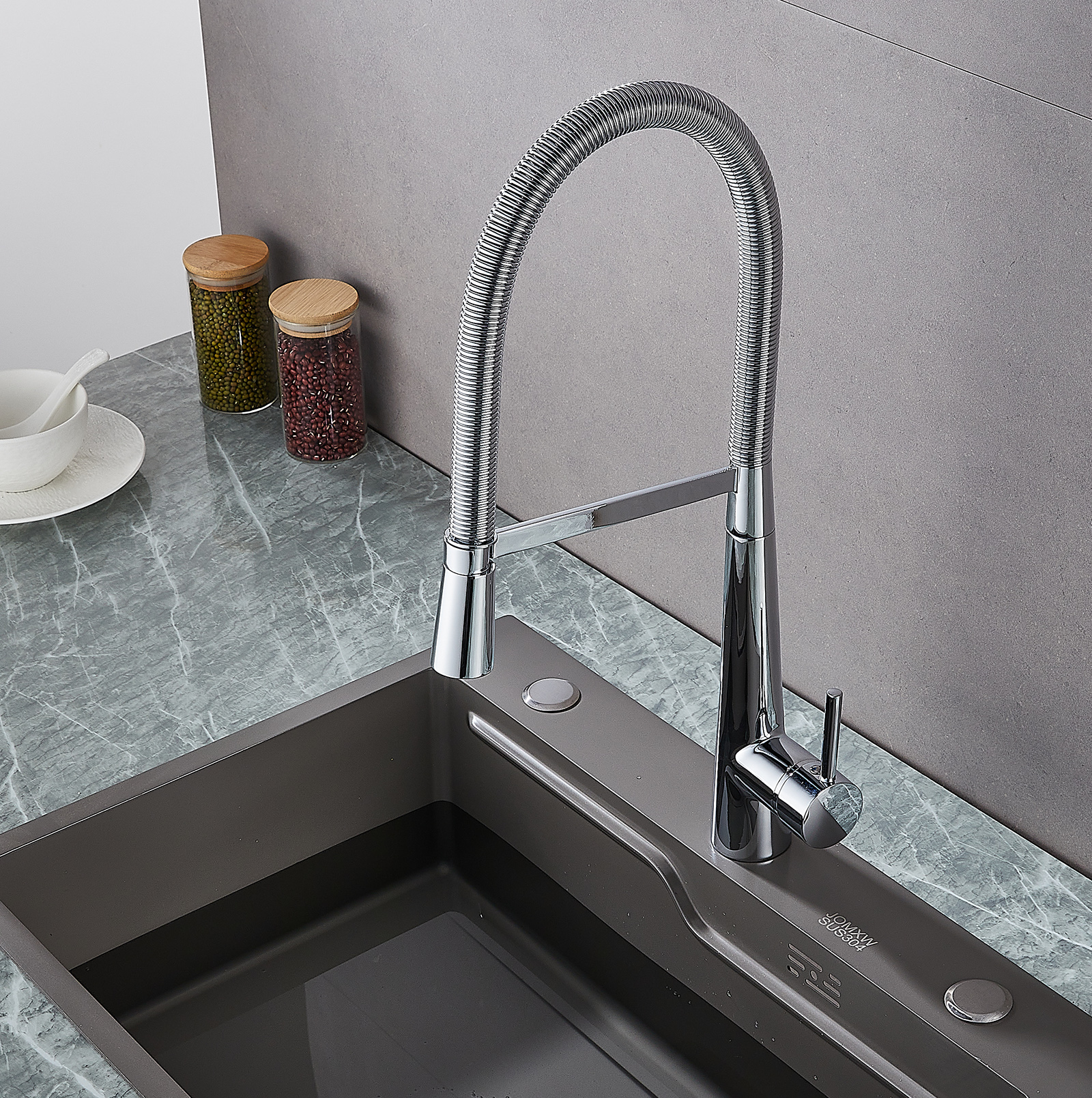 Chrome Spring Pull Down Sink Faucet with Flexible Hose - 图片 4