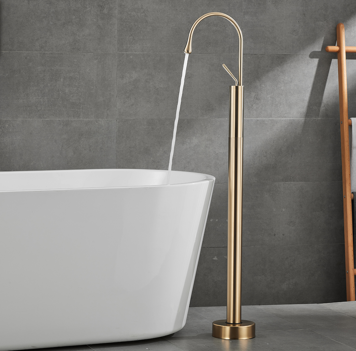 Premium Brass Brushed Gold Bathroom Floor-Mounted Tub Filler - 图片 5